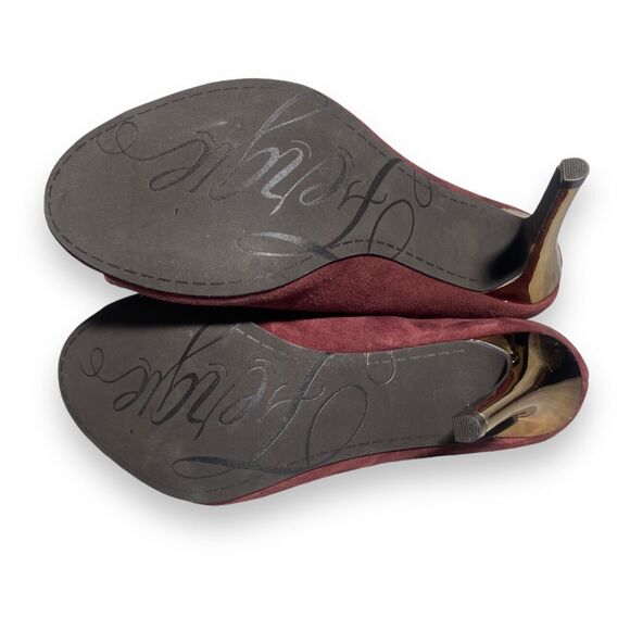 Fergie Rina Burgundy Wine Suede V Cut Peep Toe Heels Ankle Booties Size 6.5 M - Picture 7 of 9